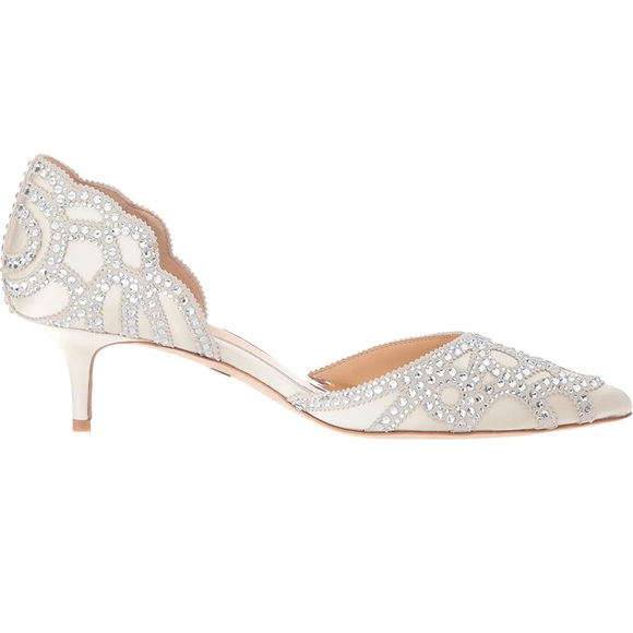 Badgley Mischka Low Heels - Picture 4 of 5